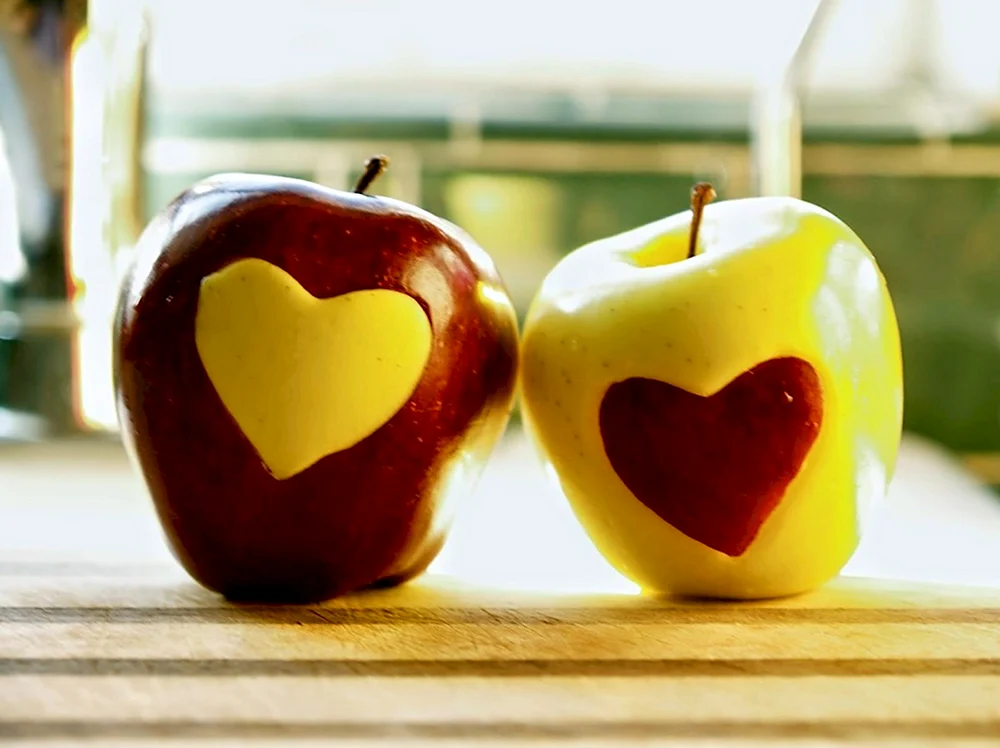 Яблоко любви